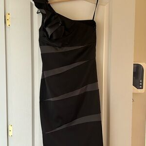 Le chateau prom dress